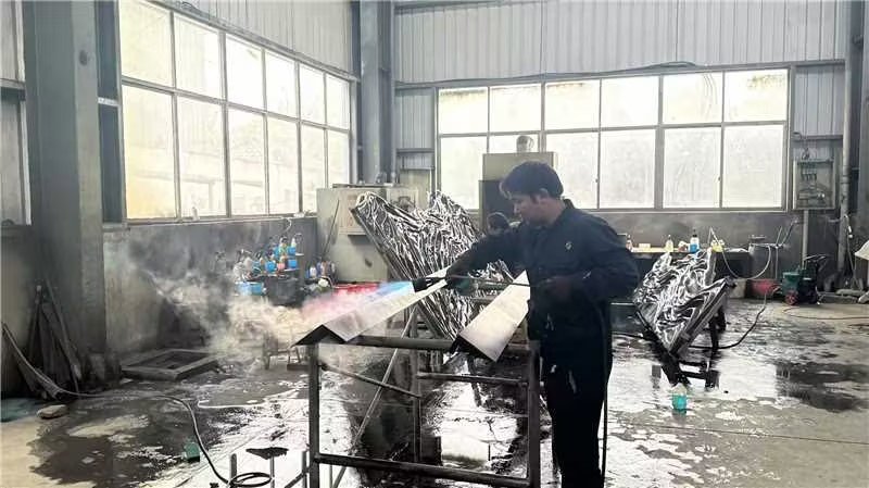 作品上色